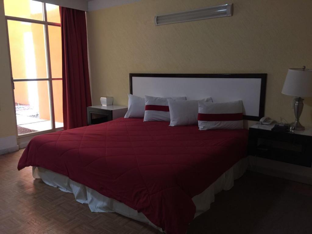 Hotel Del Valle Inn Pachuca Exterior photo